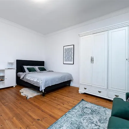 Design Studio, Inclusive, 10 Min To Old Town Appartamento *