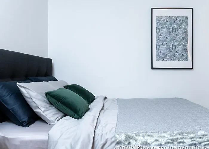 Design Studio, Inclusive, 10 Min To Old Town